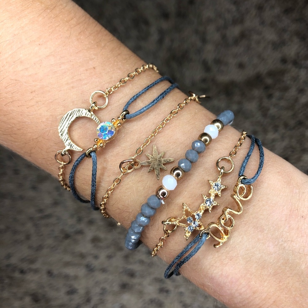 Lateefah jewelry bracket set